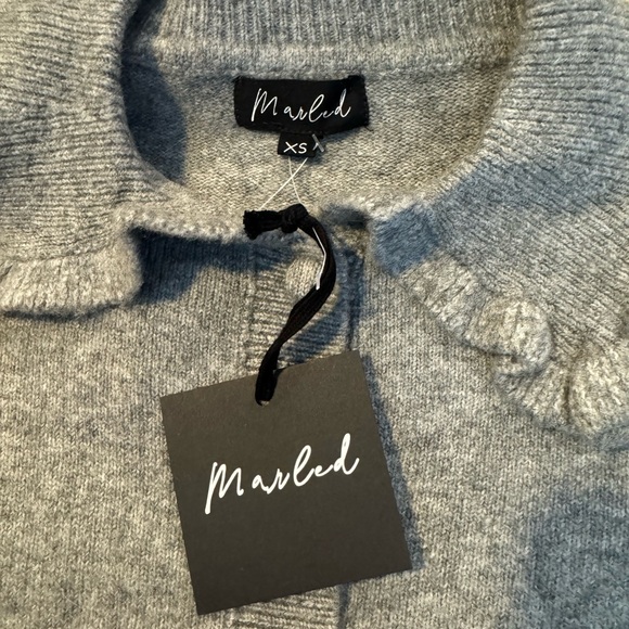 Marled Gray Ruffled Collar Cardigan - Picture 2 of 4